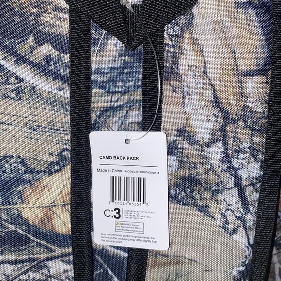 ❌SOLD Swiss Design Camo Backpack - Picture 8 of 10